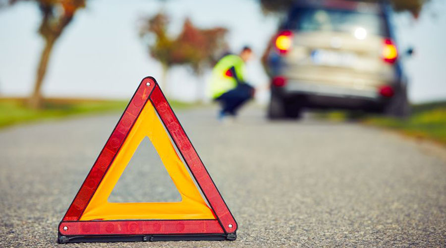 Schnelle Hilfe bei einer Reifenpanne in Speyer. Sanovi Reifennotdienst - 24h Notruf +49 (0) 176 862 897 26 Schnelle Hilfe bei einer Reifenpanne in Speyer. Sanovi Reifennotdienst - 24h Notruf +49 (0) 176 862 897 26