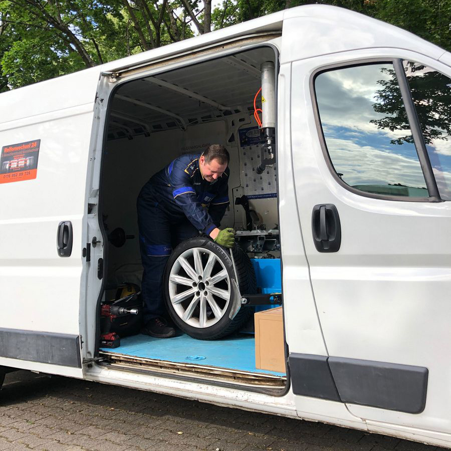 Einsatz Sanovi Reifennotdienst